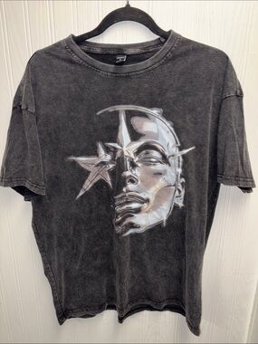 Men's Black Graphic Short-Sleeve Tee with Metallic Face Motif